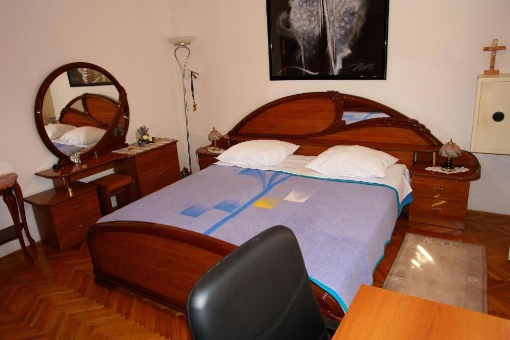 Apartments Nikolina Нови Винодолски Екстериор снимка
