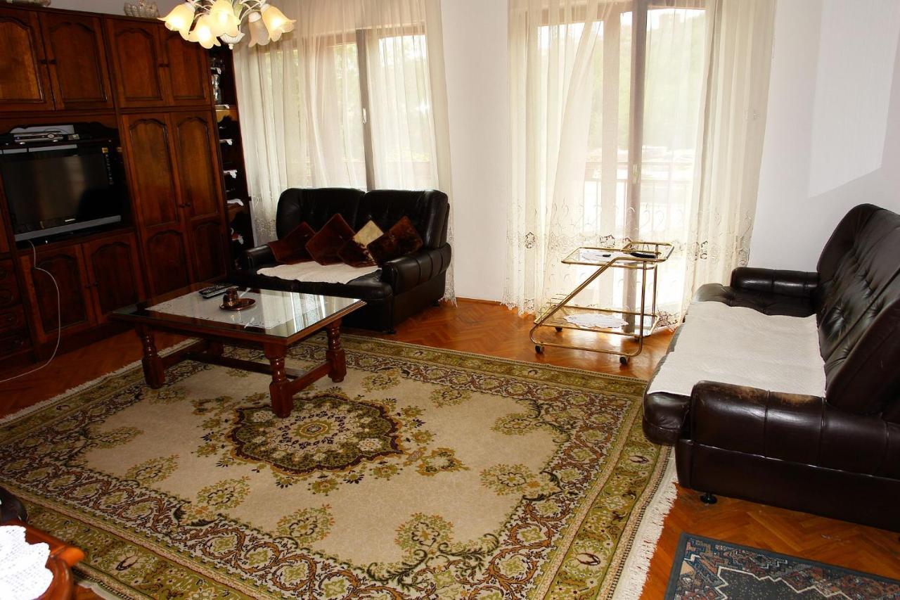 Apartments Nikolina Нови Винодолски Екстериор снимка
