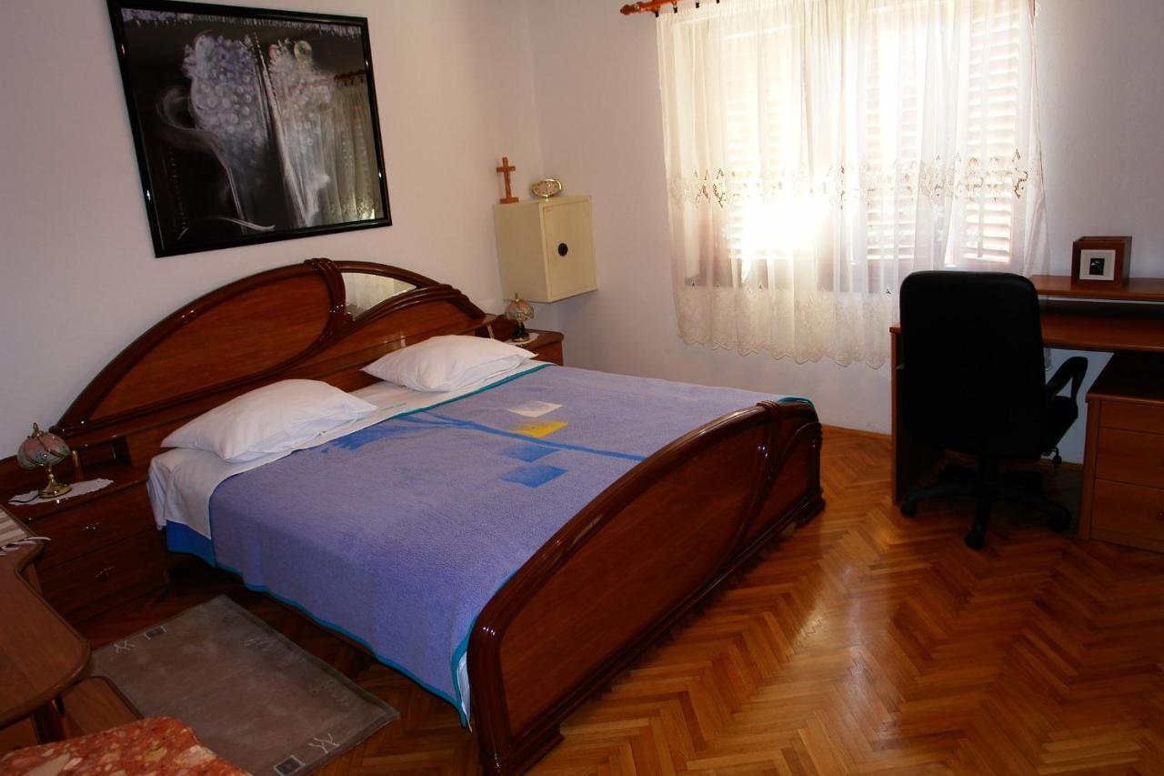 Apartments Nikolina Нови Винодолски Екстериор снимка