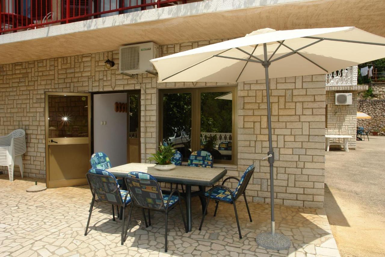 Apartments Nikolina Нови Винодолски Екстериор снимка