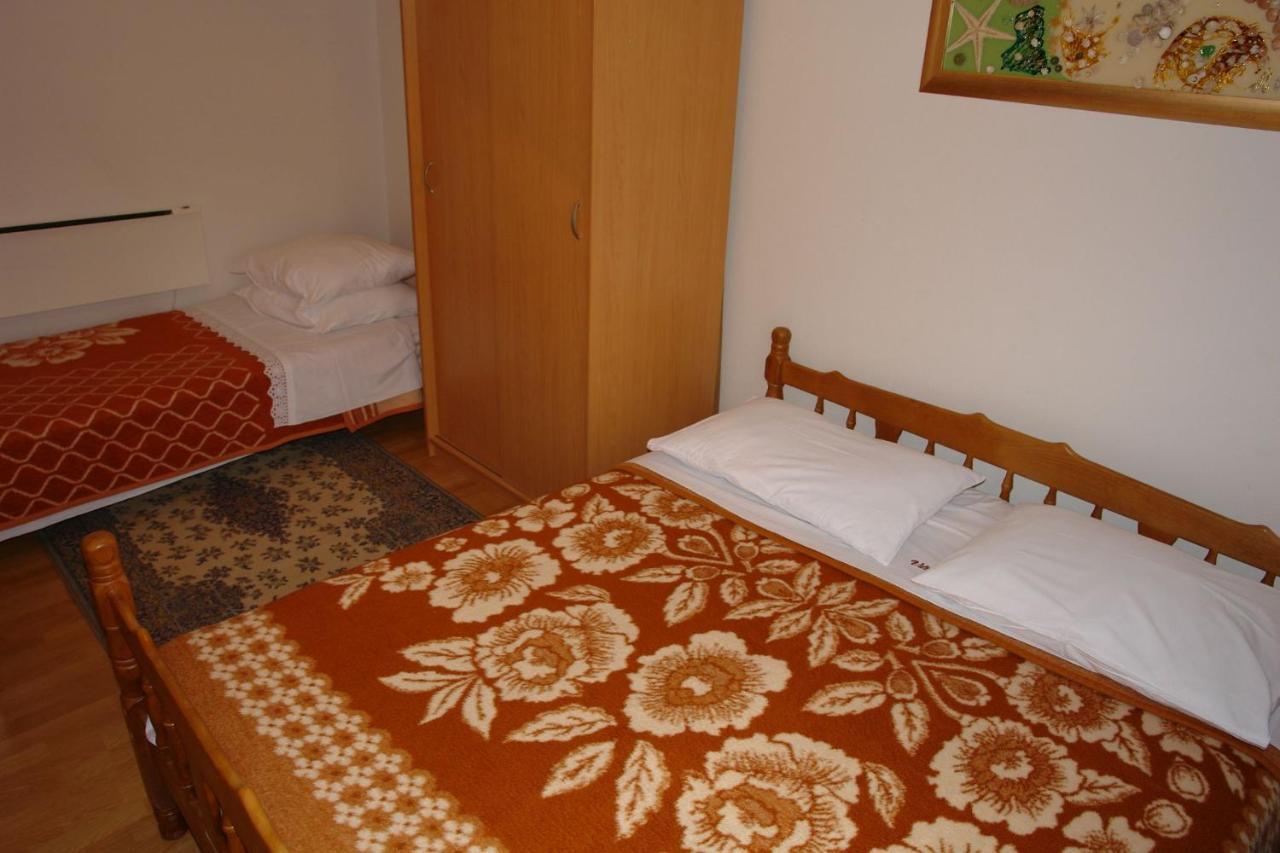 Apartments Nikolina Нови Винодолски Екстериор снимка