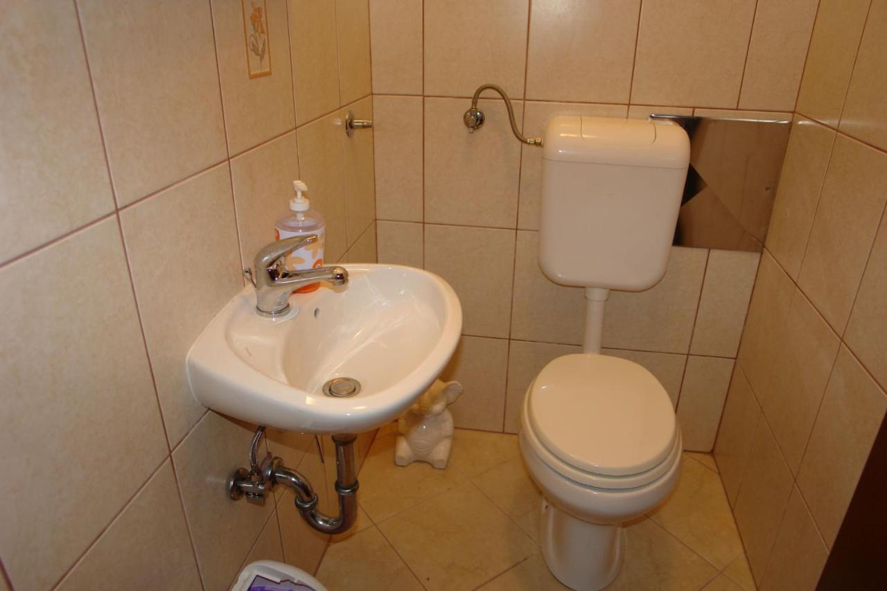Apartments Nikolina Нови Винодолски Екстериор снимка